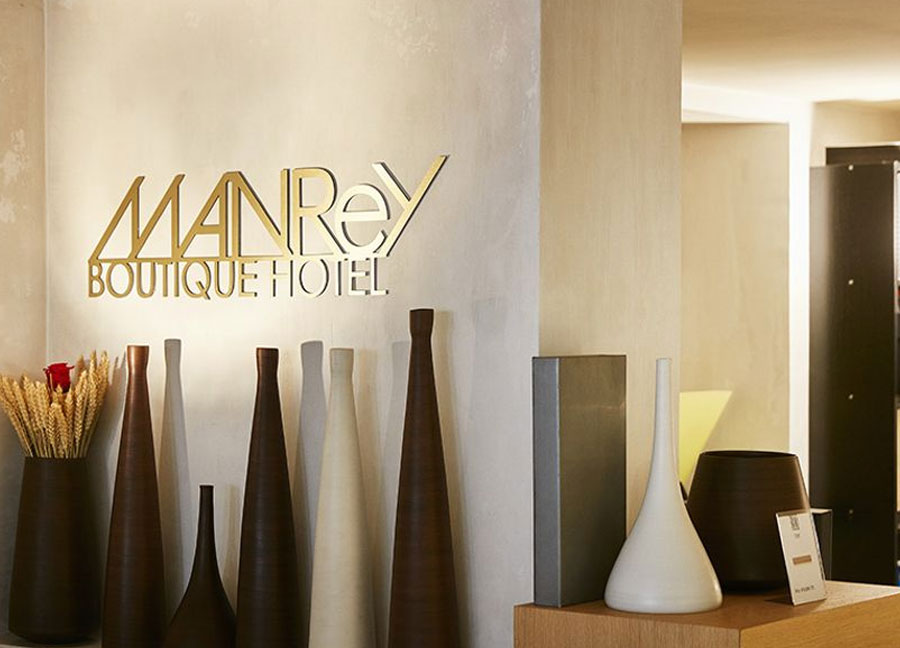 Letra y logotipo de espejo de 3 mm del hotel manrey