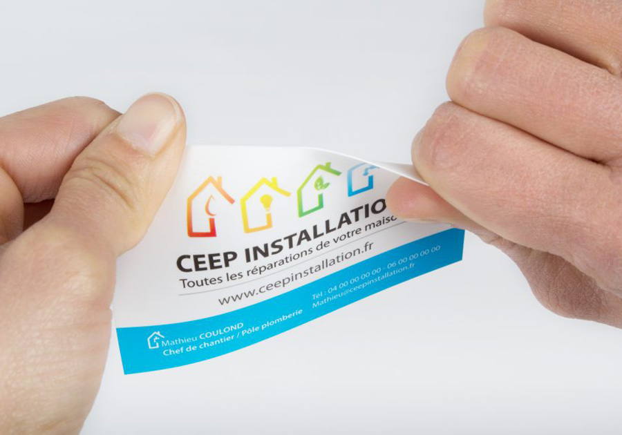 Tarjeta de invitación con soporte sintético resistente al desgarro