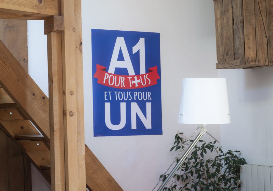 Affiche extérieure format sur mesure 230g papier photo très blanc