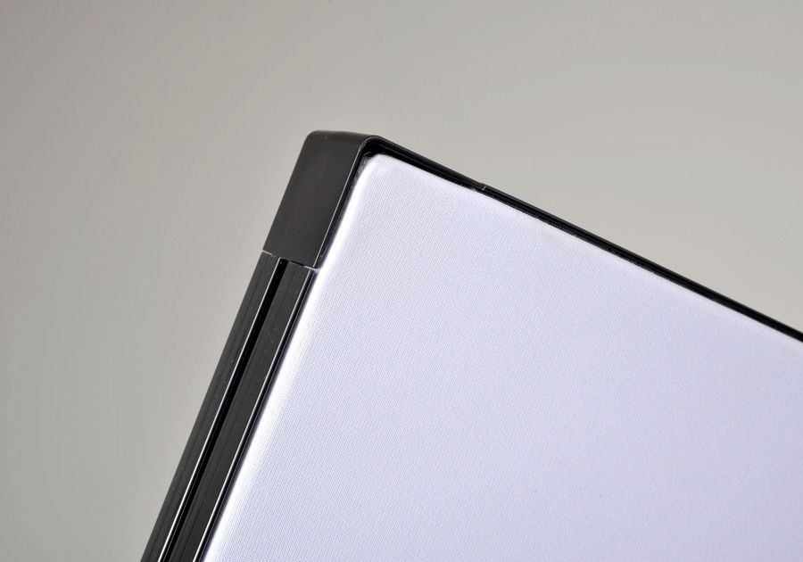 Tótem de tela estirada de PVC zomm angle