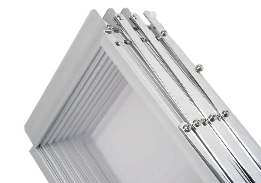 Porte-document-en-métal-plié-details