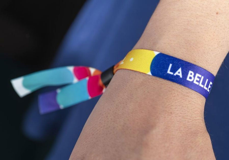 Bracelet de contrôle tissu zoom