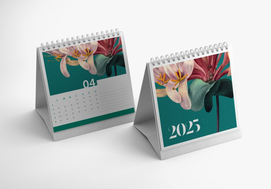 Calendario de caballete encuadernado en espiral, lado corto, 2025