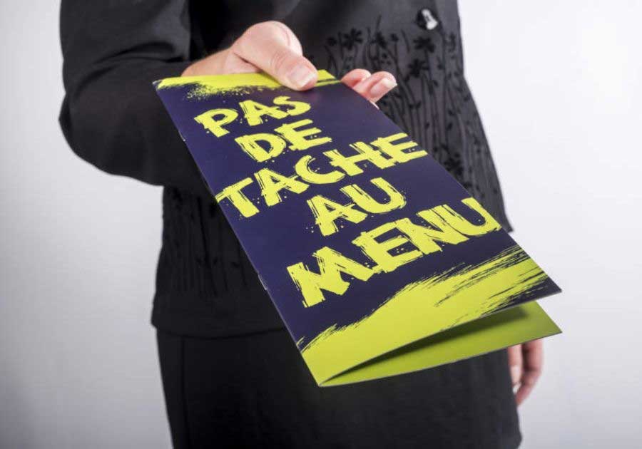 Menú grapado plastificado rectangular