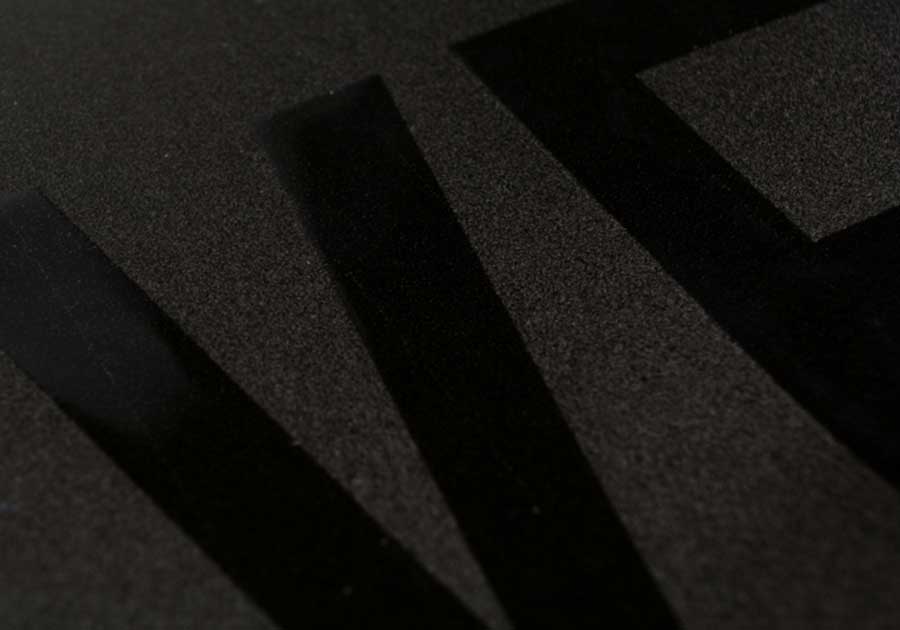 Vernis-sélectif-2D-noir