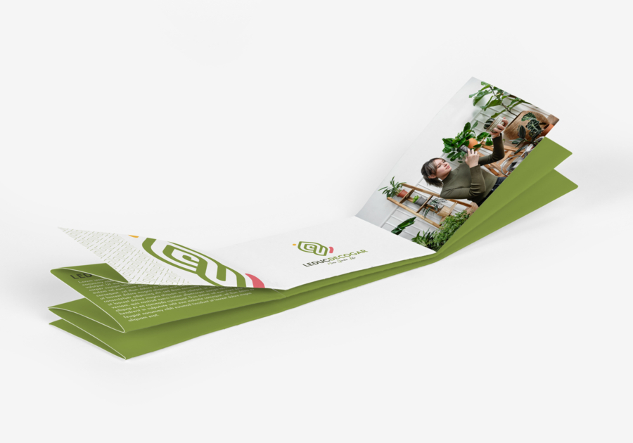 Folleto clásico de papel cartapli de 10 caras con 5 pliegues en acordeón y 2 pliegues enrollados