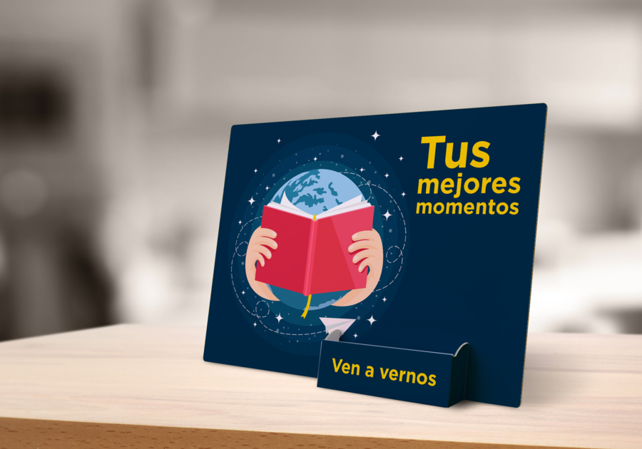 Exhibición publicitaria para el día del libro