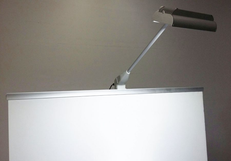 Foco led enrollable de alta gama montado