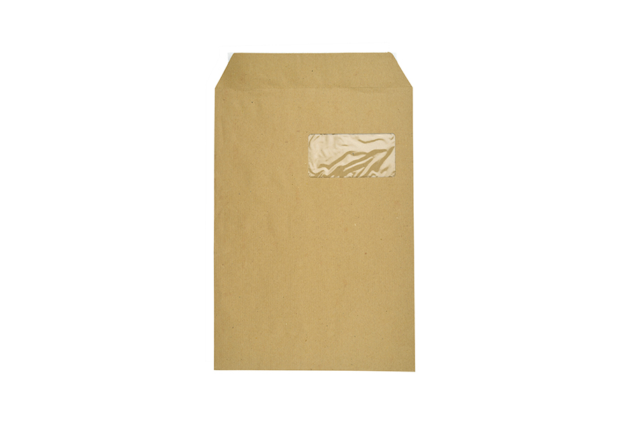 Sobre tipo bolsillo kraft con ventana frontal