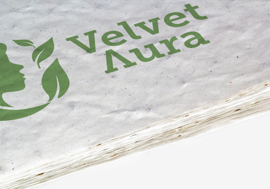 Tarjeta de visita de papel con semillas de hierbas aromáticas