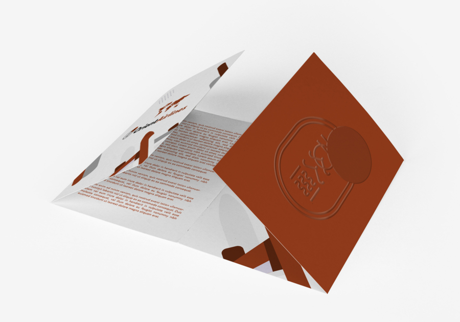 Folleto de acabados especiales laminado mate suave al tacto y barniz 3D cartera de 3 pliegues 840x297