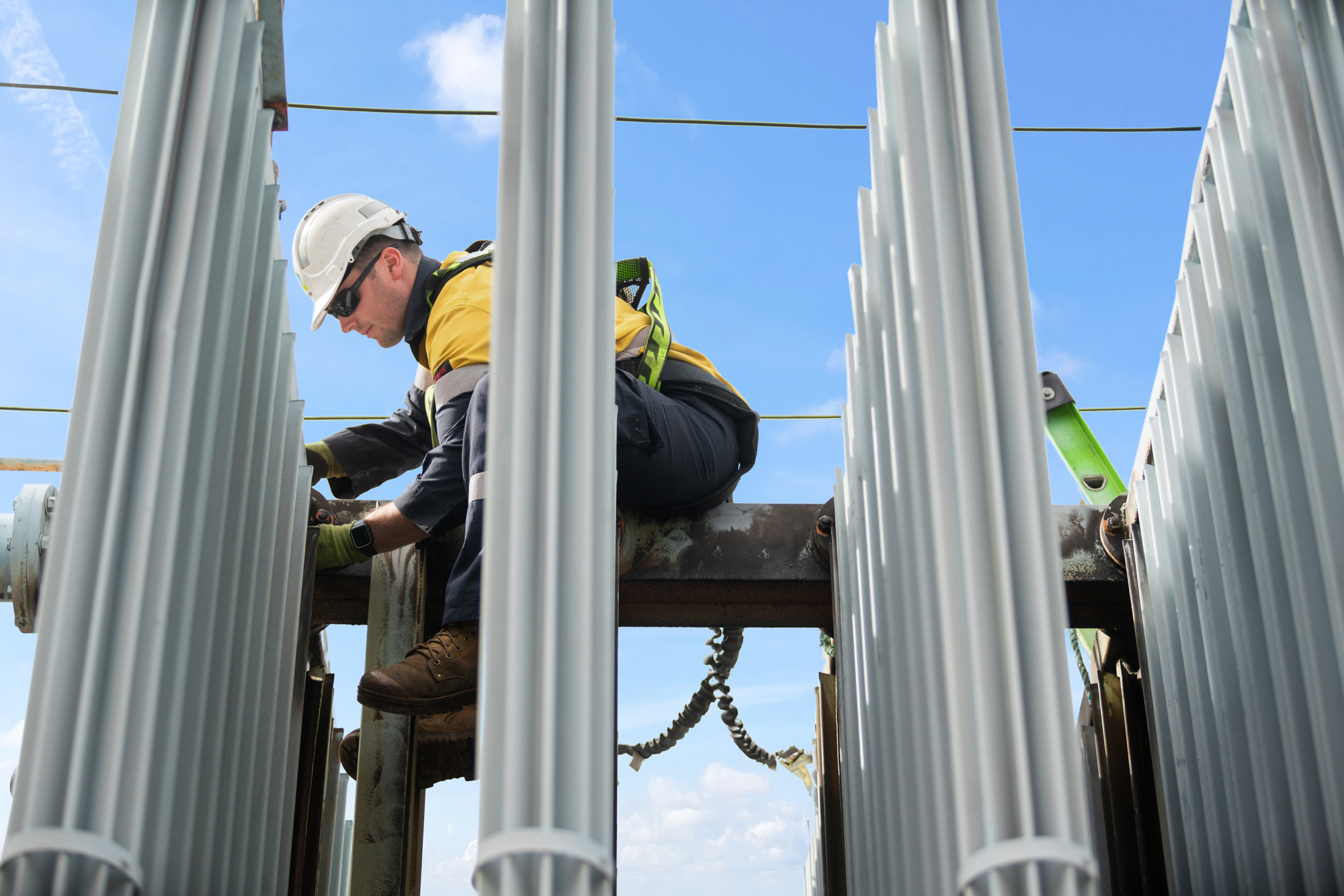 Electricity - worker at height