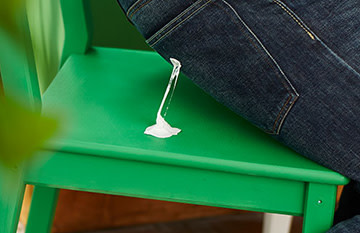 How to remove chewing gum from clothing effectively