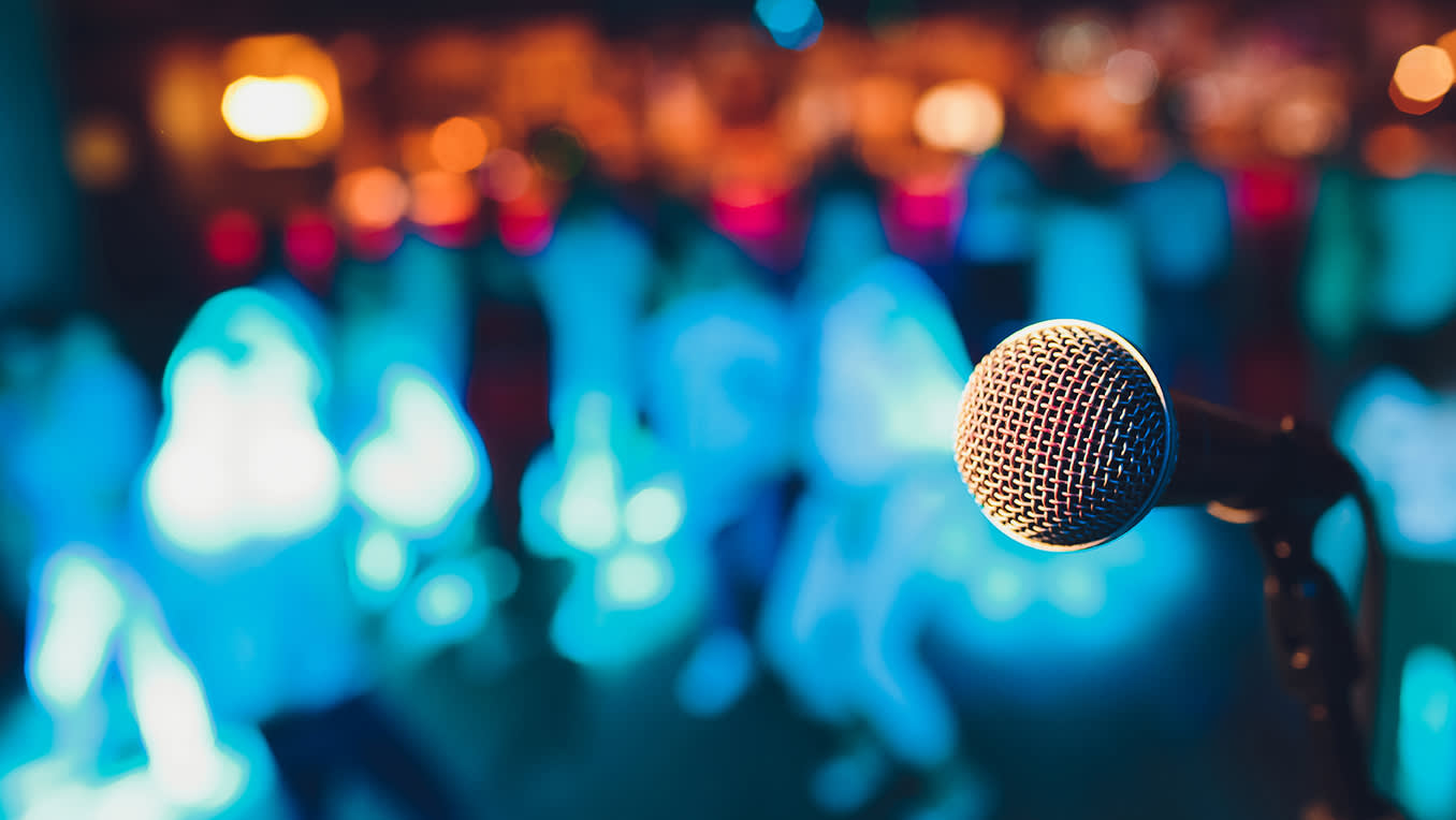 Deutsche Stand-Up-Comedy: Von der Bühne ins Hörbuch
