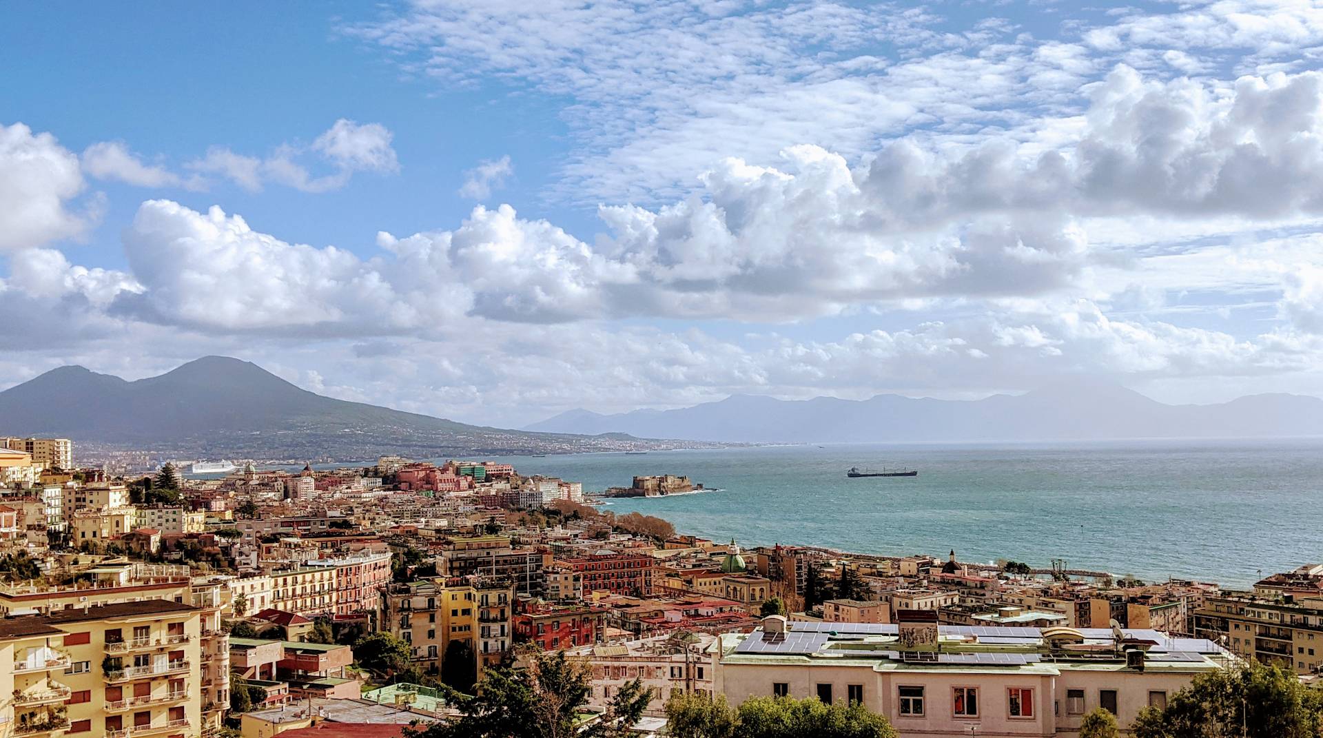 Napoli da leggere e da ascoltare