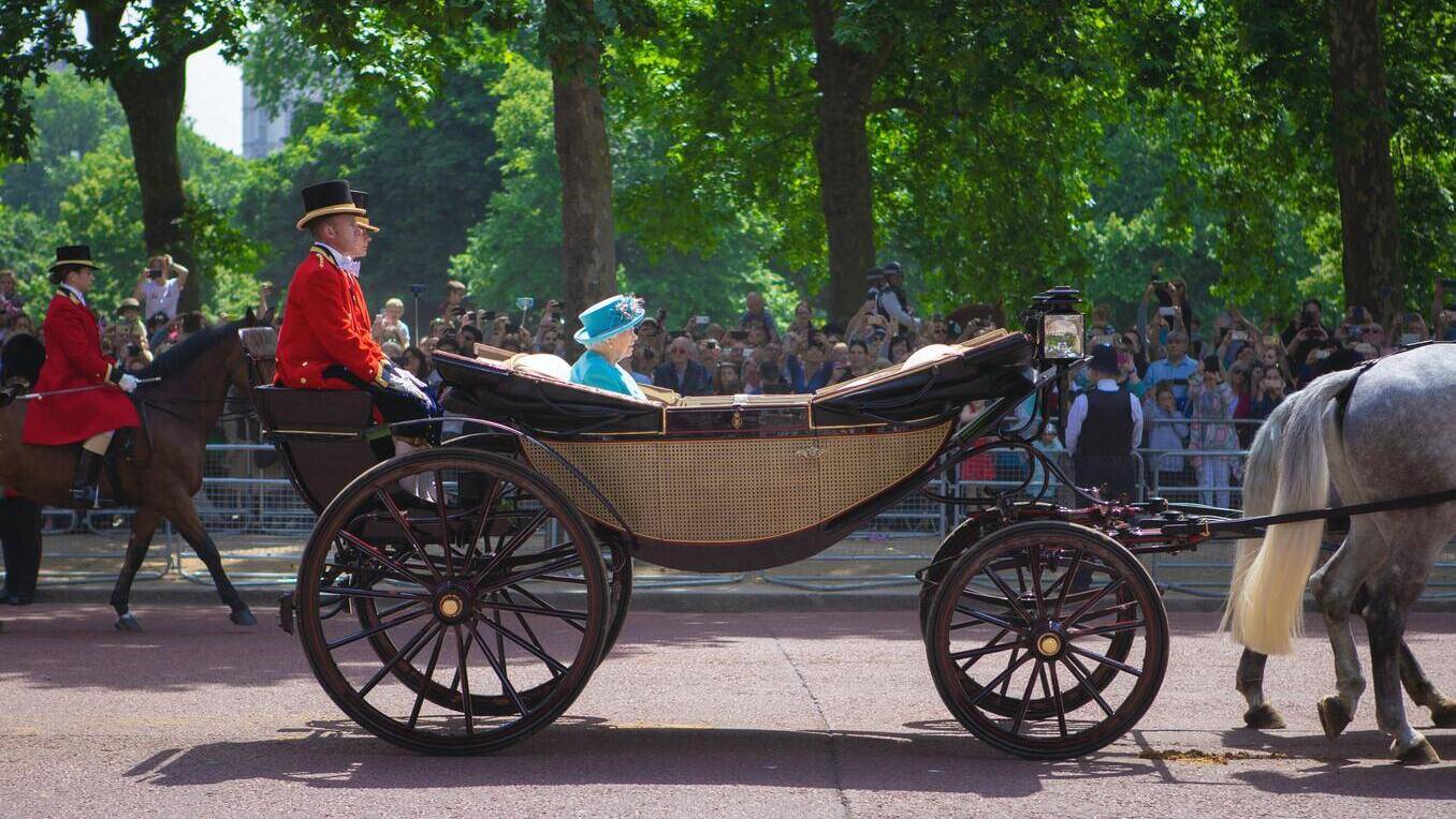 Queen Elizabeth II: Die besten Bücher über ihr Leben