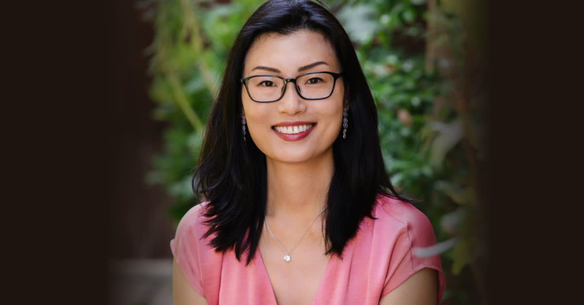 5 listens with Kelly Yang