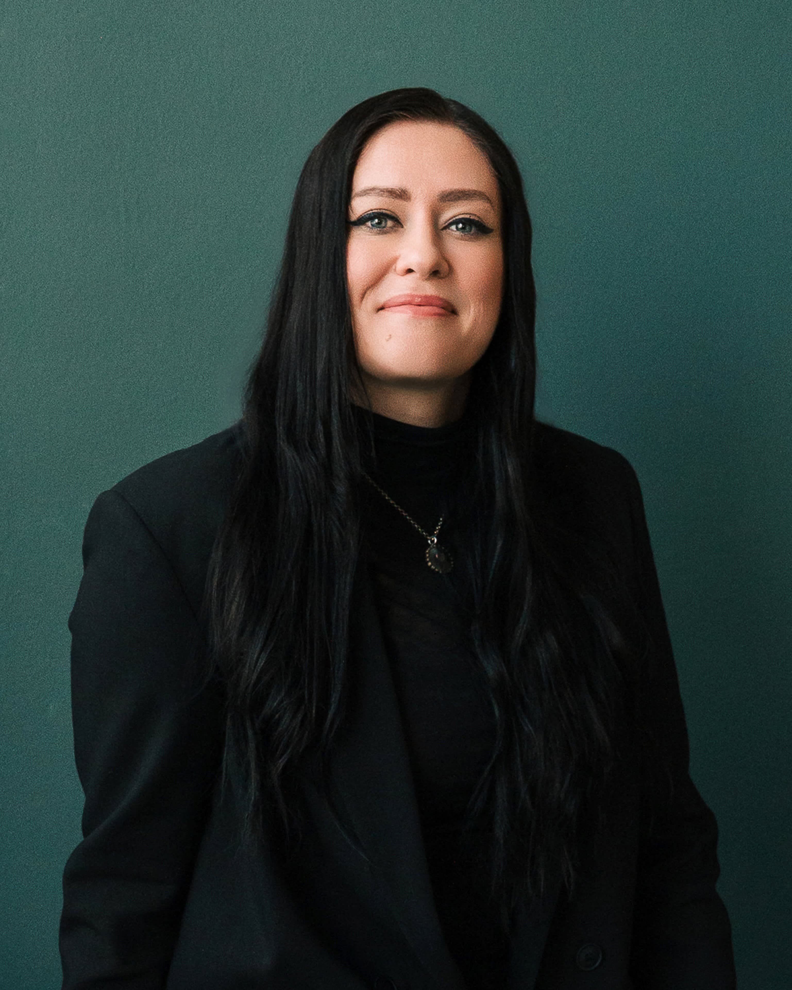 callie hart gift guide