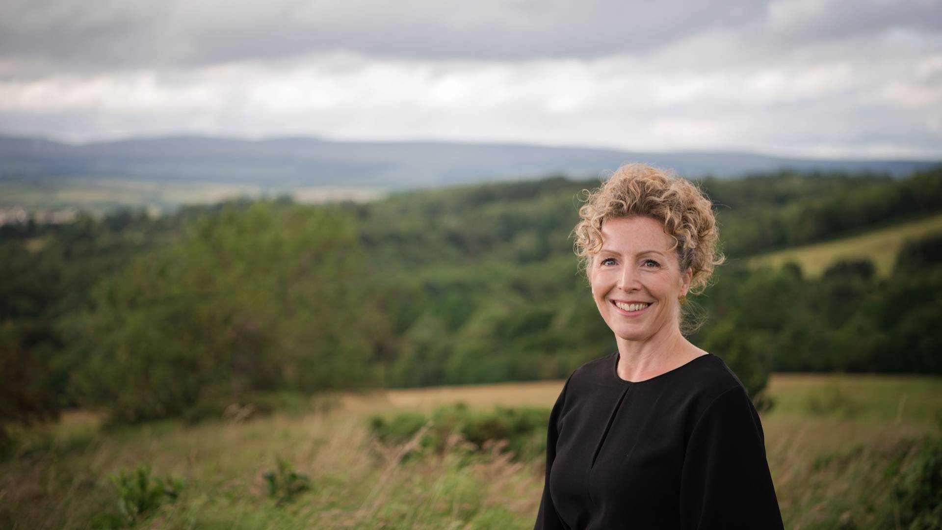 9 Secrets to Thriving by Emma J. Bell - An Inspirational Guide to Uncovering Inner Resilience