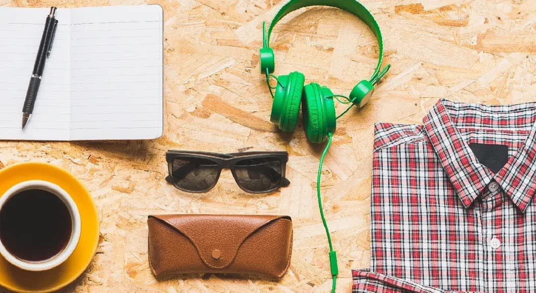 14 of the Best Audiobook Gift Ideas for Dads