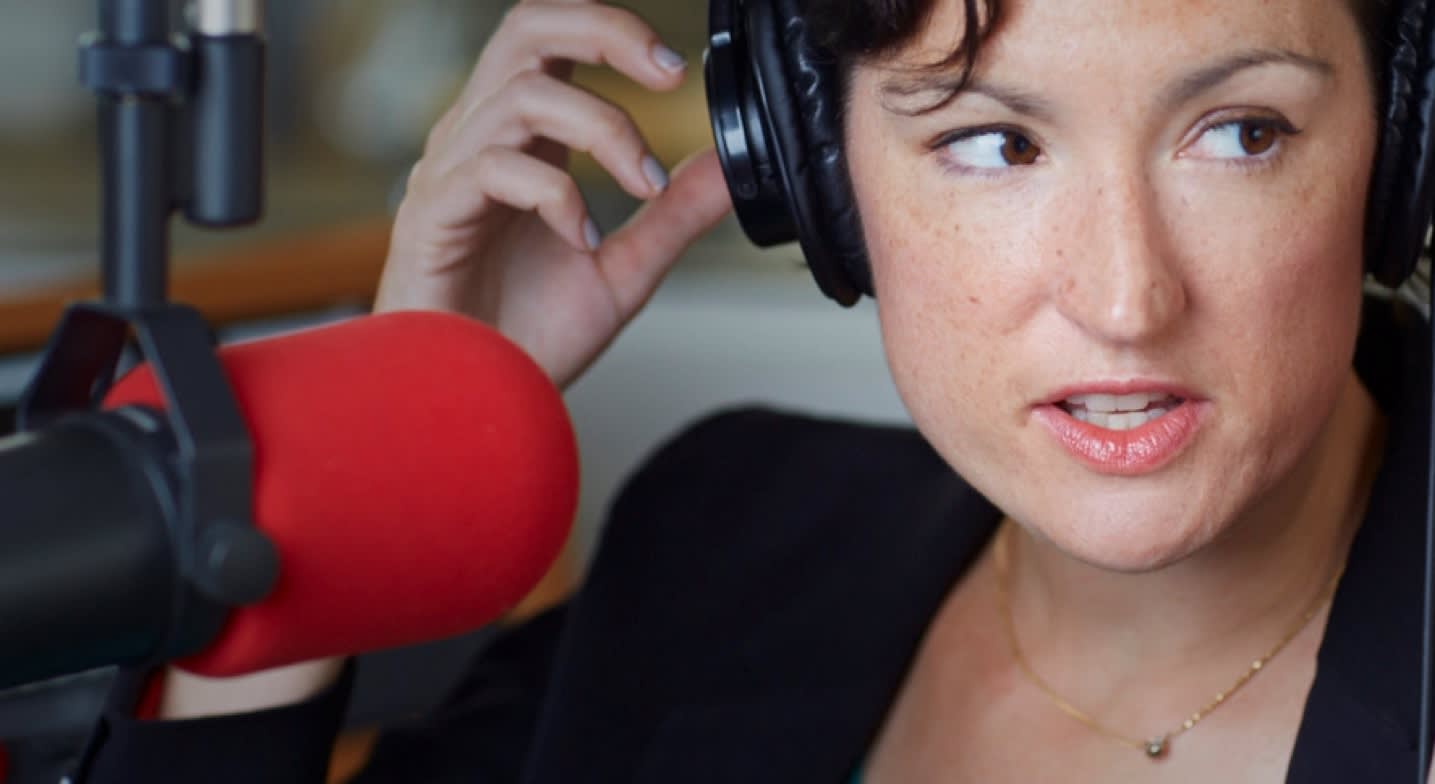 Deep Listening: 5 Ways To Focus Better And Retain More