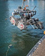 Royal IHC crawler and the Blueye ROV at SeaSEC