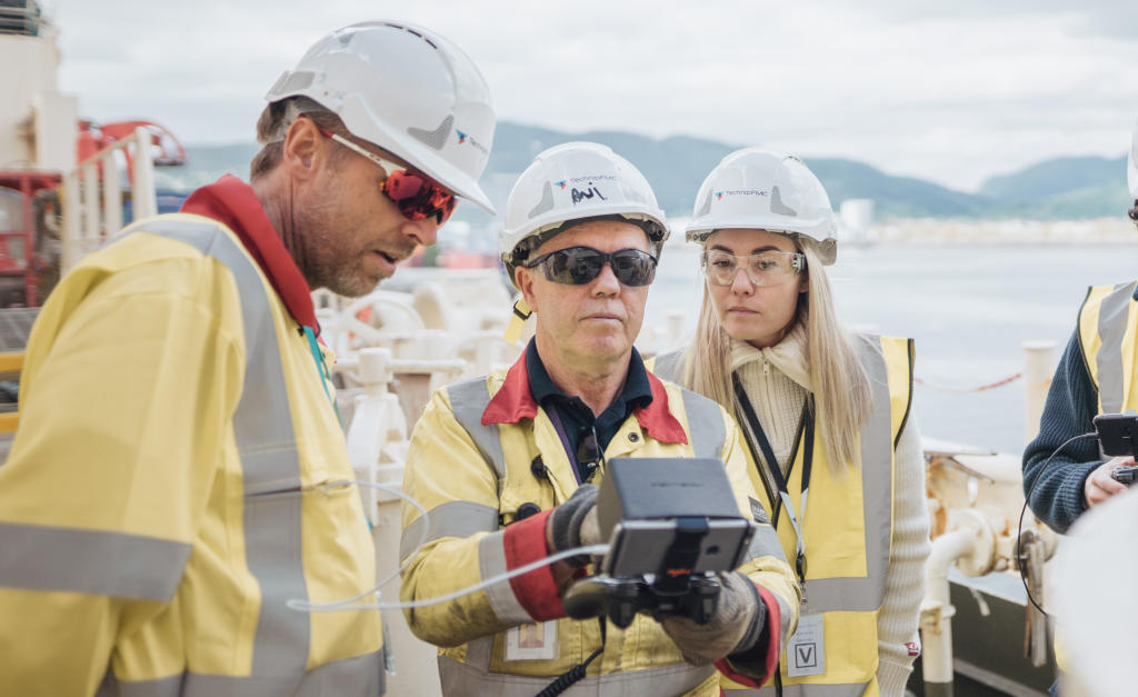 Chief Engineer from TechnipFMC piloting the drone