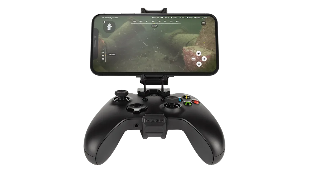 The X3 the new default controller option will be the latest Xbox Controller.