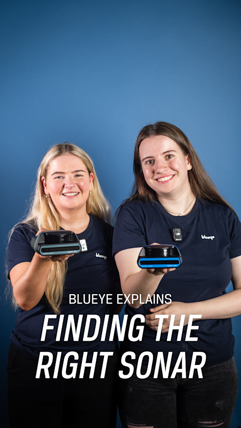 Interns Martine og Amalie forklarer hvordan man finner den rette sonaren