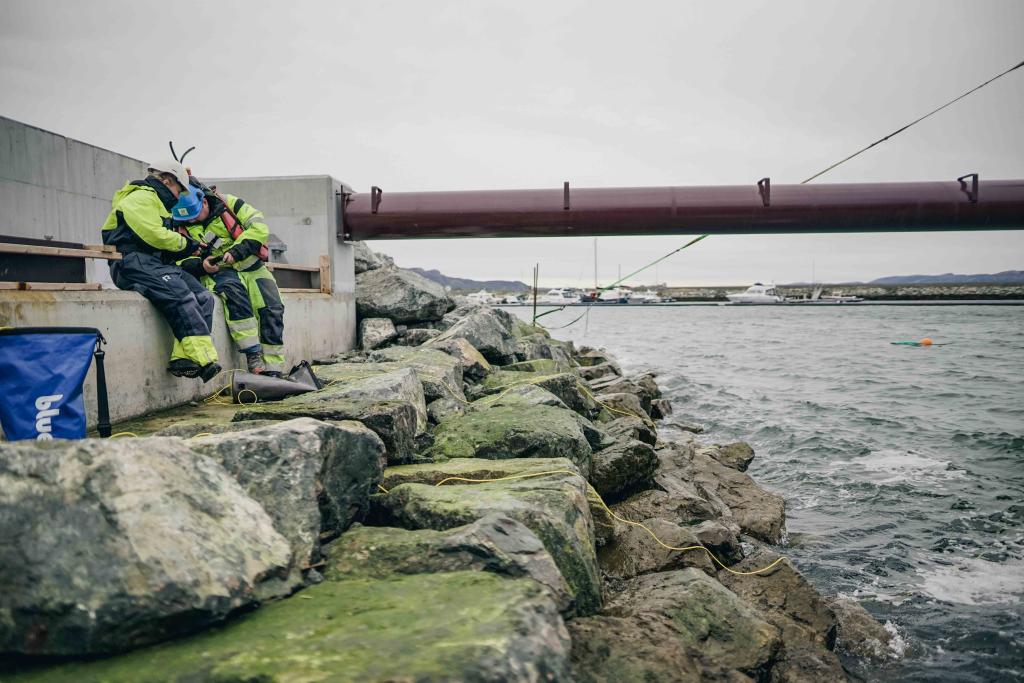 Inspeksjoner med undervannsdronen på på Brekstad ferjekai