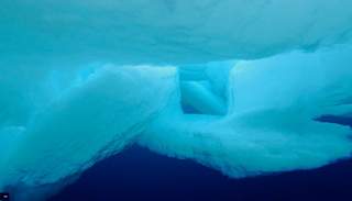 Kystvakten - Blueye X3 ROV under overflaten på Svalbard