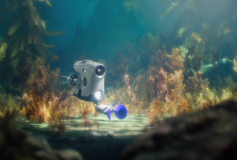 The Blueye X3 ROV collecting samples