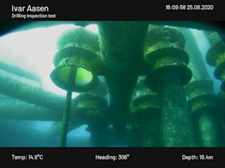 First conductor guide seen from below