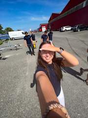 Ida and the interns selfie