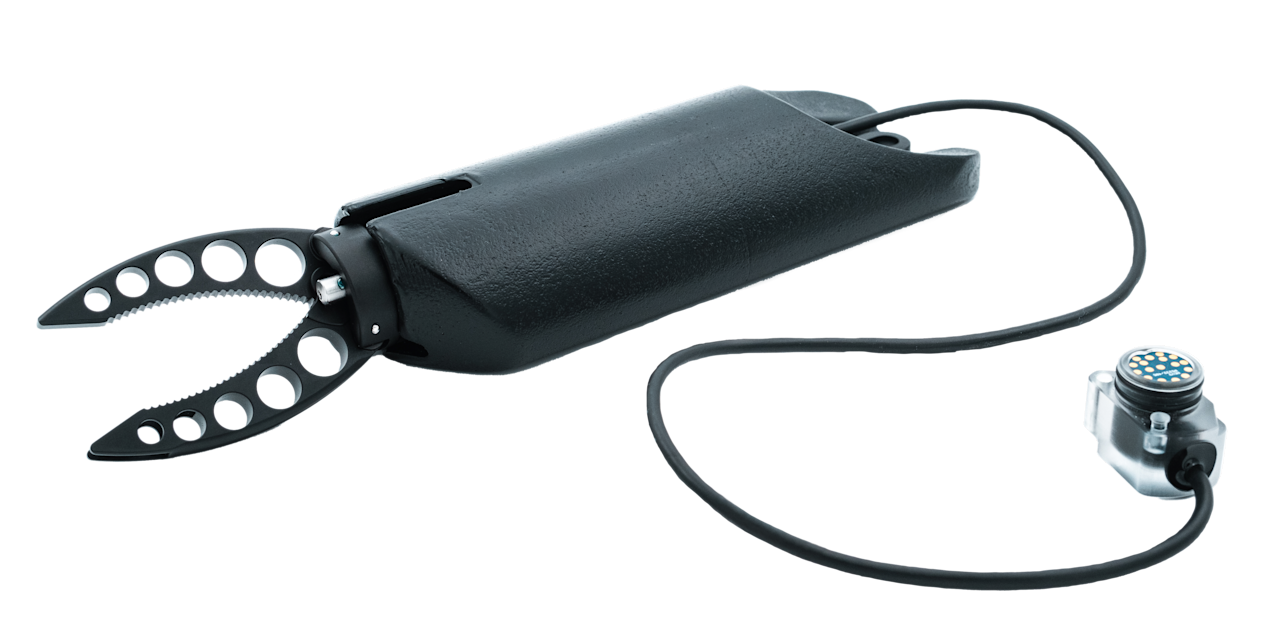 Reach Alpha Two-Axis Rotating Gripper