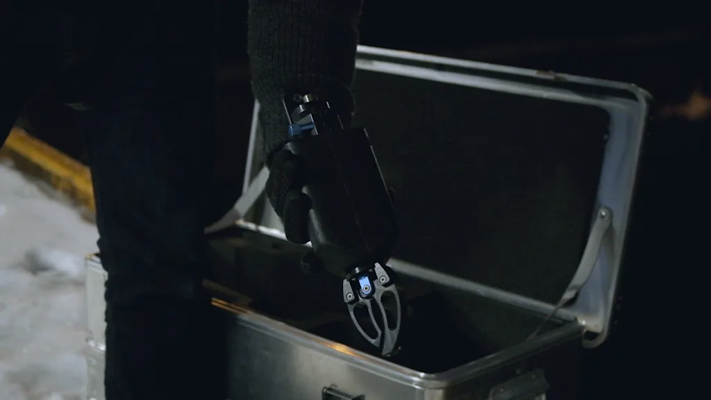 Swapping battery on the X1