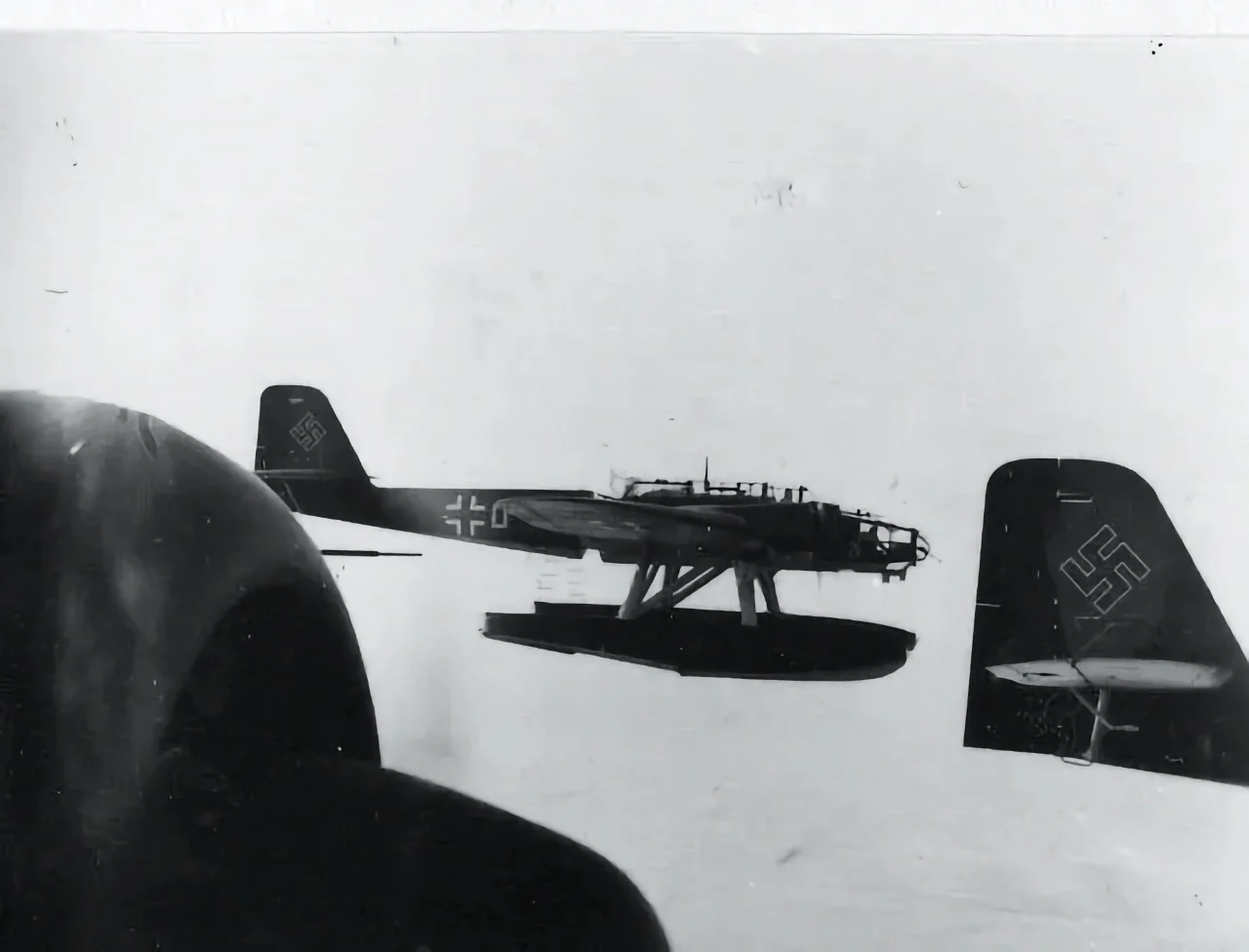 HE-115 S4+DK in air flying towards Trondheim. You can clearly see the "D" markigns on the fuselage.