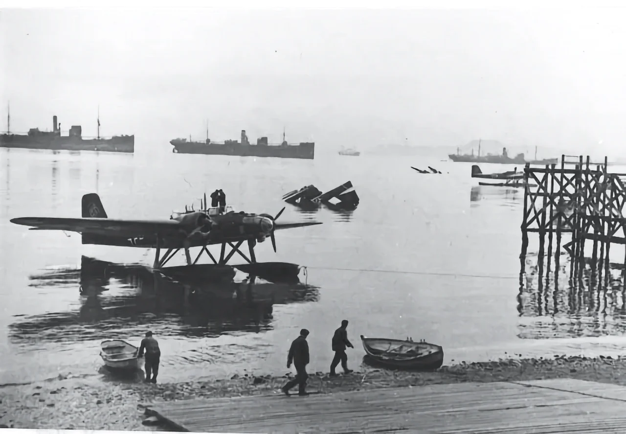 Damaged and sinking Heinkel seaplanes in Ilsvika.