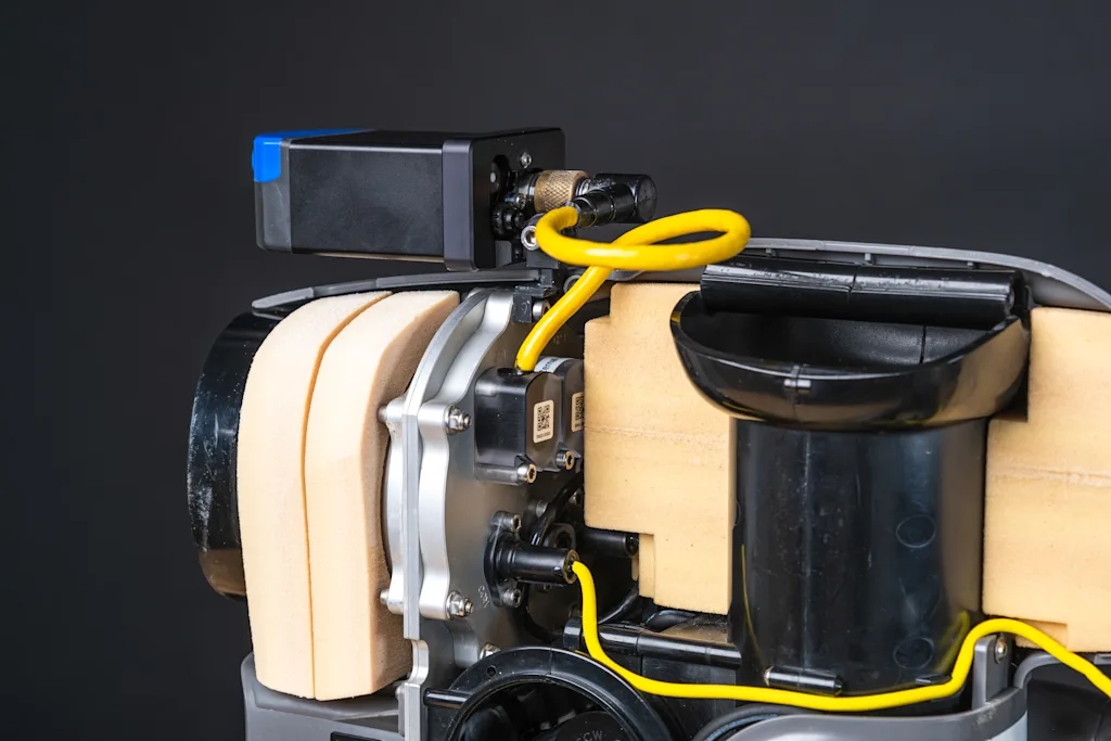 Blueye X3 ROV with multibeam underwater