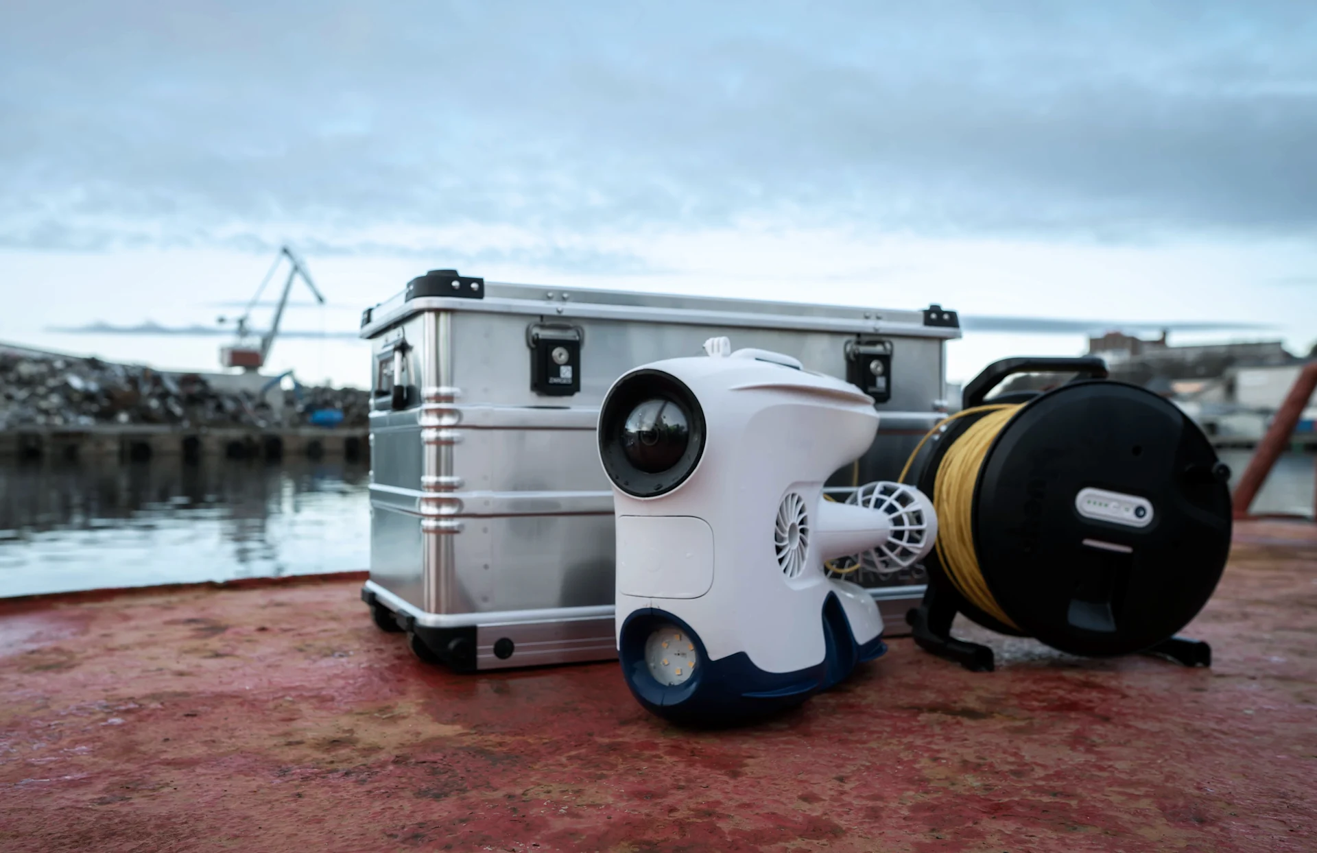 Blueye Pro underwater drone with a Zarges case on the quay