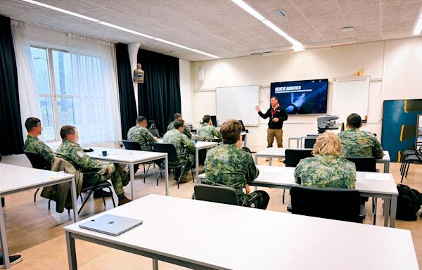 Opplæring av Royal Netherlands Army i operativ bruk av Blueye ROV