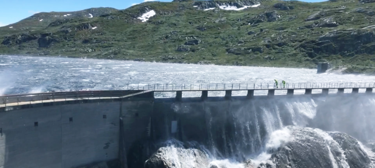 Hydro - Inspeksjon på damstruktur
