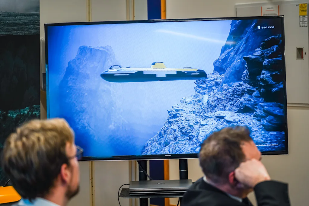 Eelume at "Fremtidens Industri 2025" showcasing their AUV.