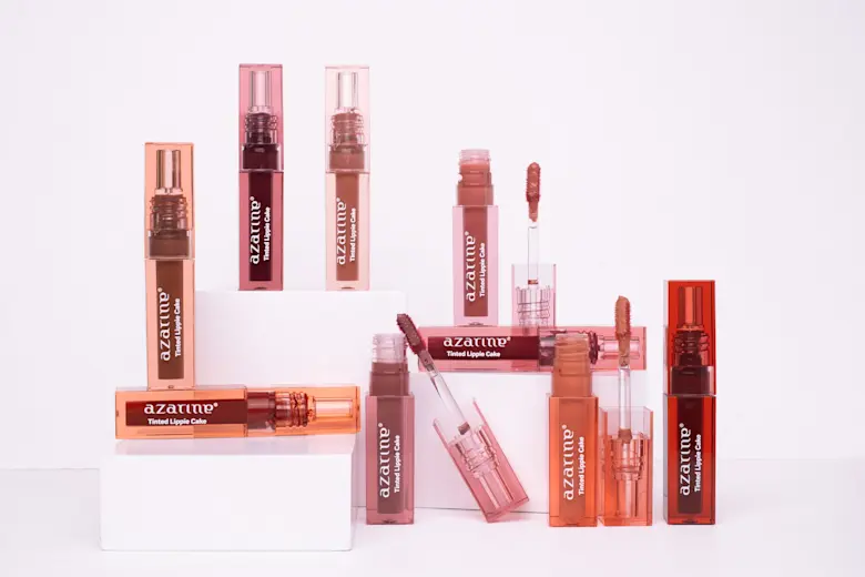 No More Patchy Lips: Tips Biar Hasil Liptint Azarine Makin Smooth & Merata