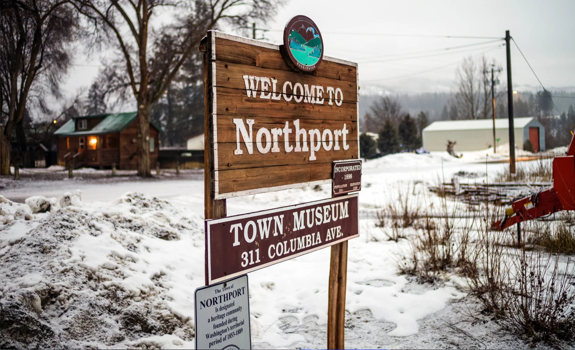 Welcome to Northport town sign