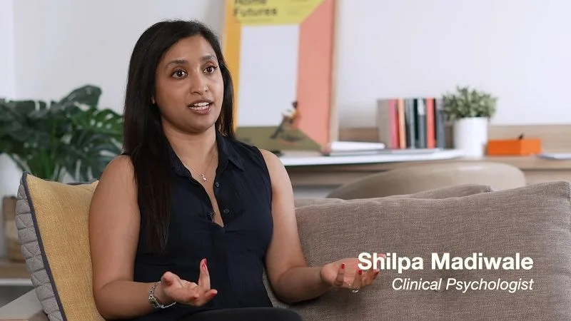 shilpa madiwale female psychologist sitting on lounge talking