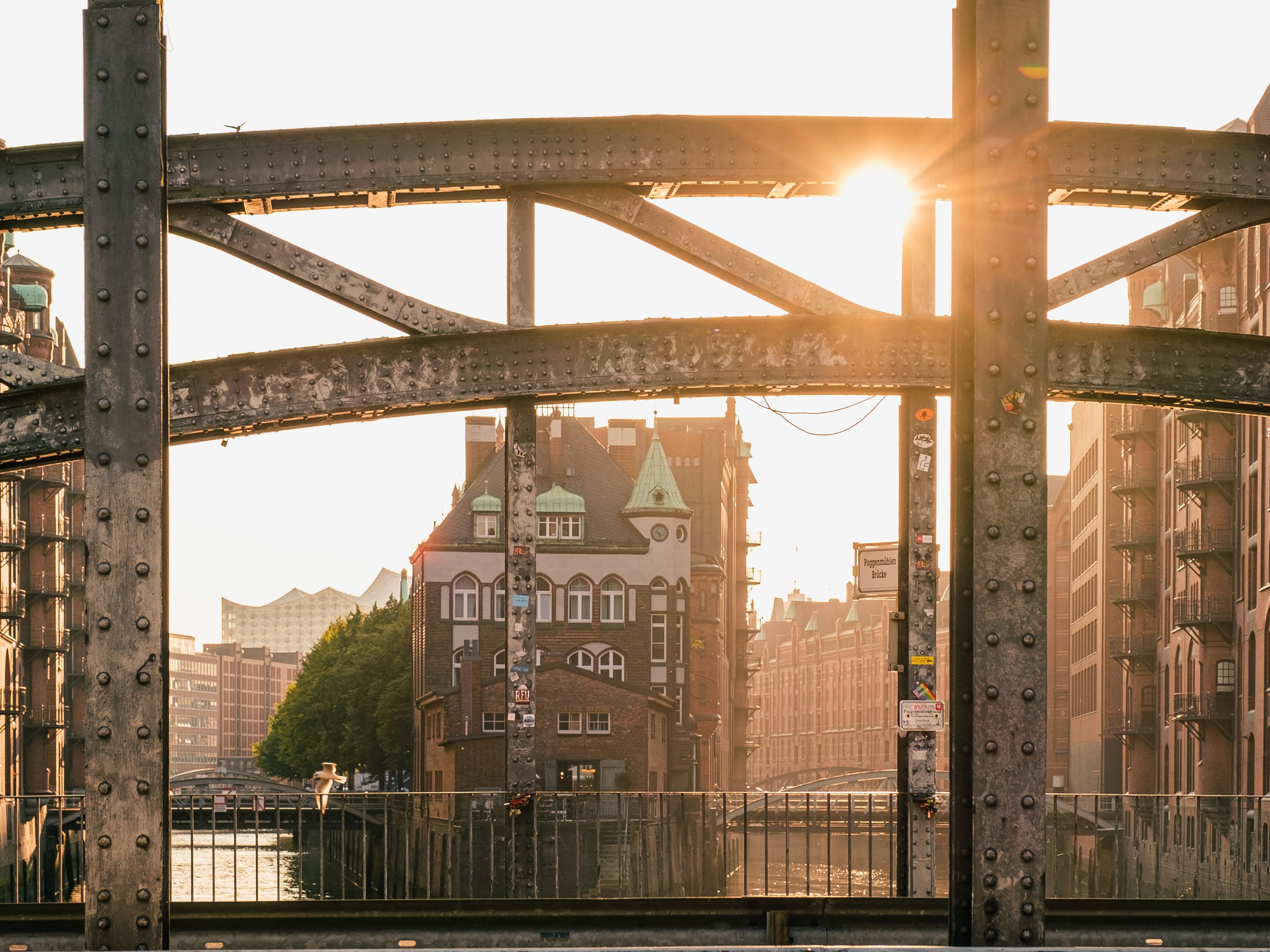 Expats in Hamburg: how to keep your finger on the pulse of Hamburg