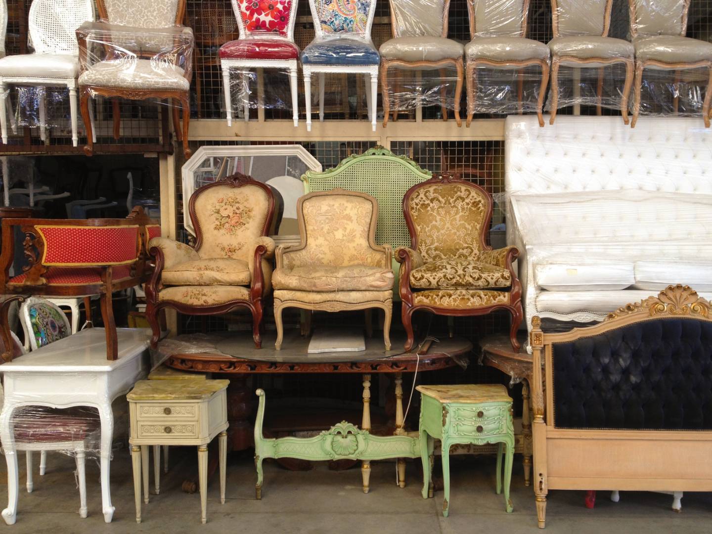 Secondhand furniture Florence