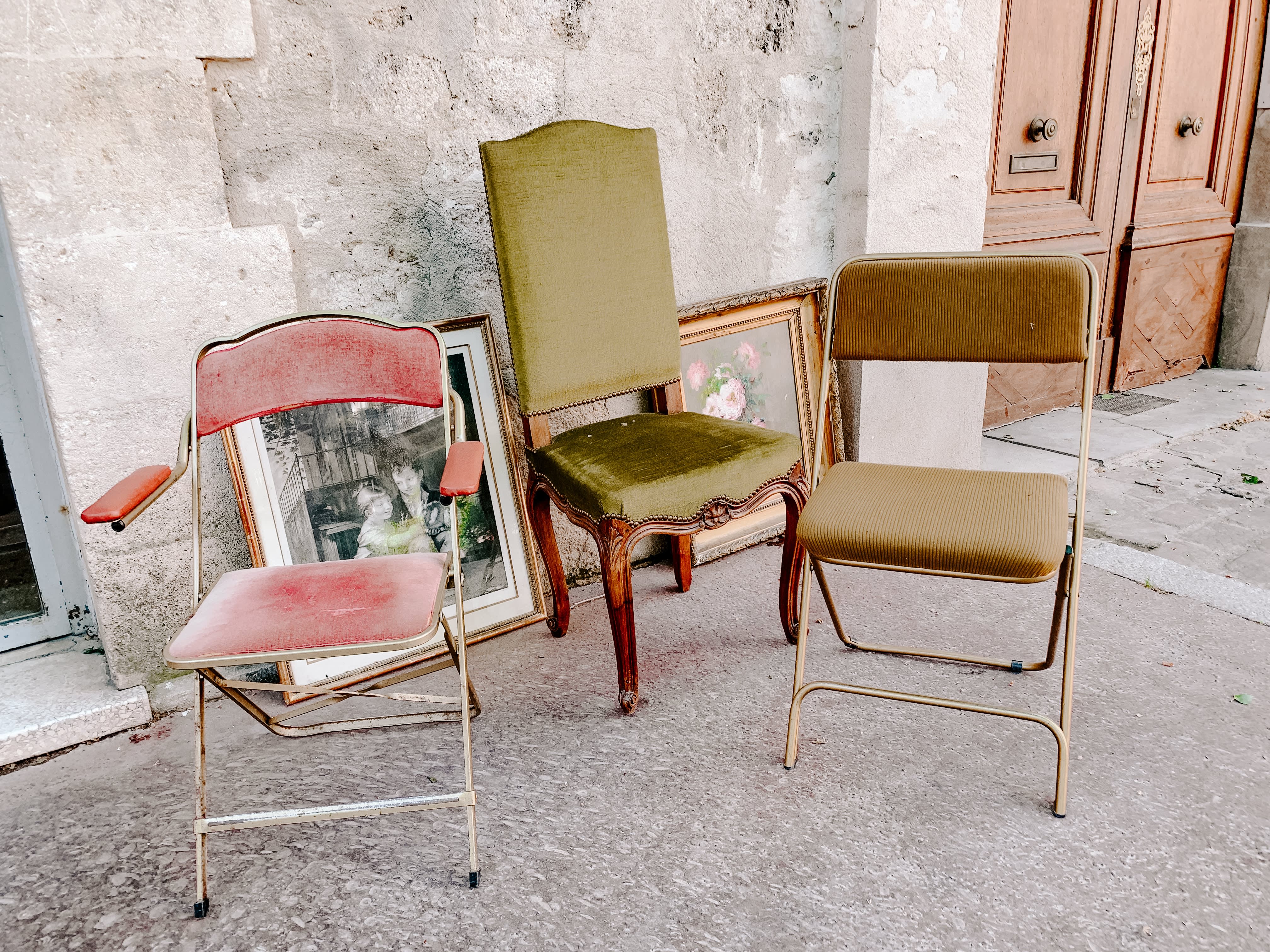How to Set Up Your Place With Second Hand Furniture in Berlin