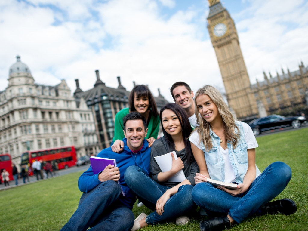 Navigating cost of living in London for international students